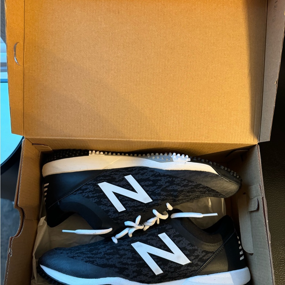 New Balance 4040 Turf Cleats Black and White Sneakers